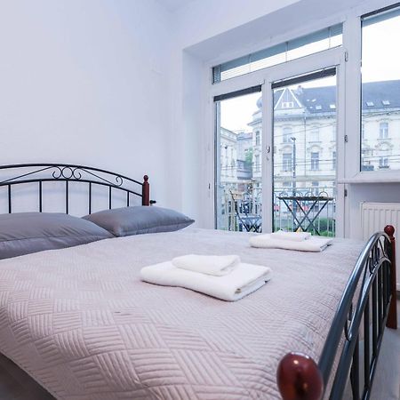 Charming Old Town Family Retreat Daire Bratislava Dış mekan fotoğraf